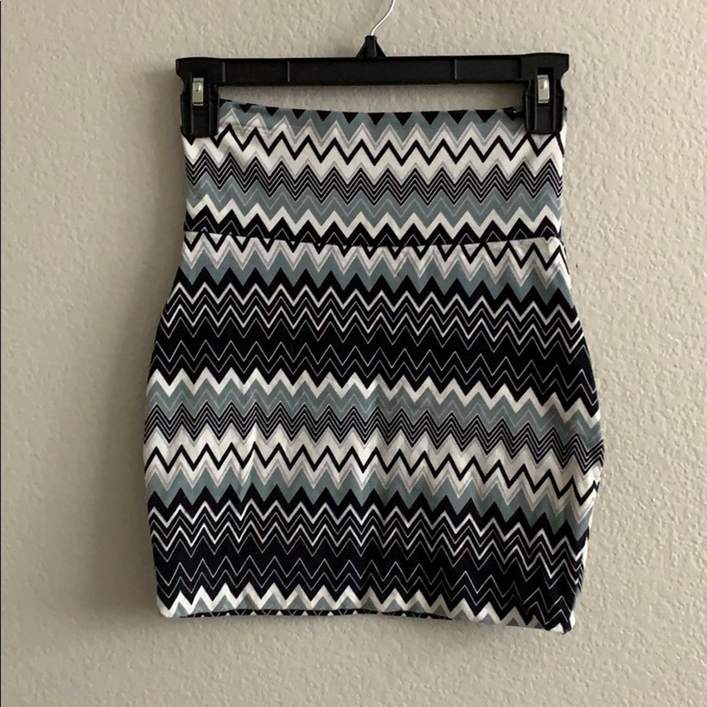 Patterned skirt